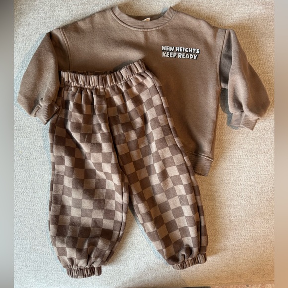 Zara Other - Zara Kids Checkerboard Jogging Set Size 4Y VGUC